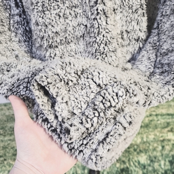 GRIZZLY SHERPA | QUARTER ZIP MOCK NECK PULL-OVER - Picture 12 of 15